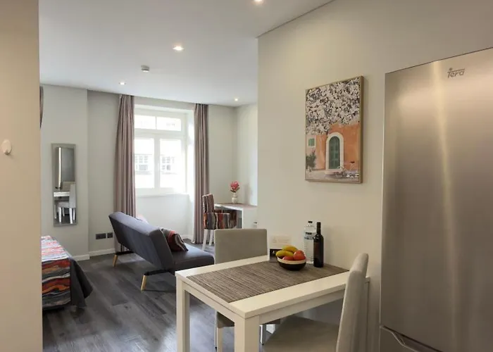 Gold Center 101 公寓