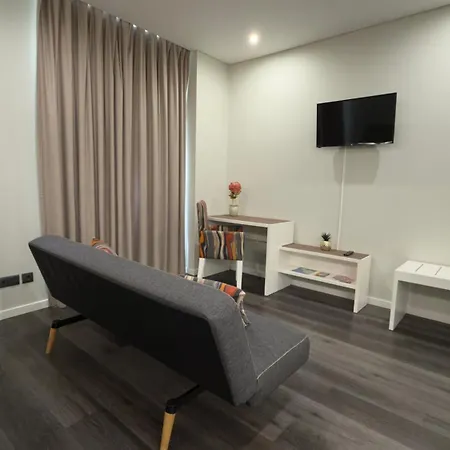Apartment Gold Center 101 *