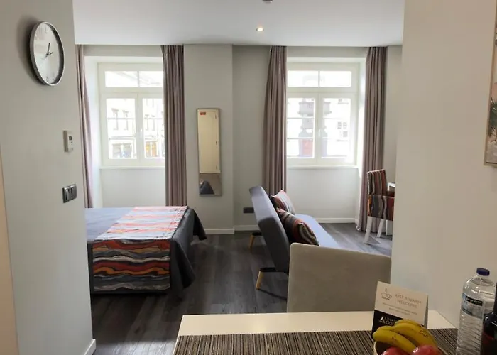 Gold Center 101 Apartment