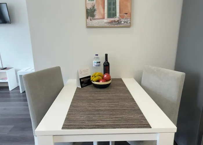 Gold Center 101 Apartment *